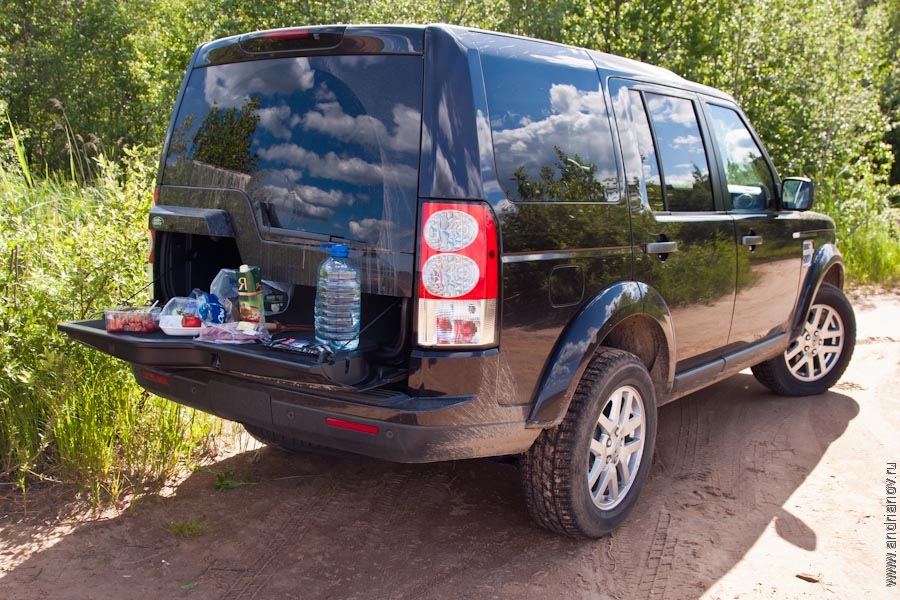 Land Rover Discovery 4